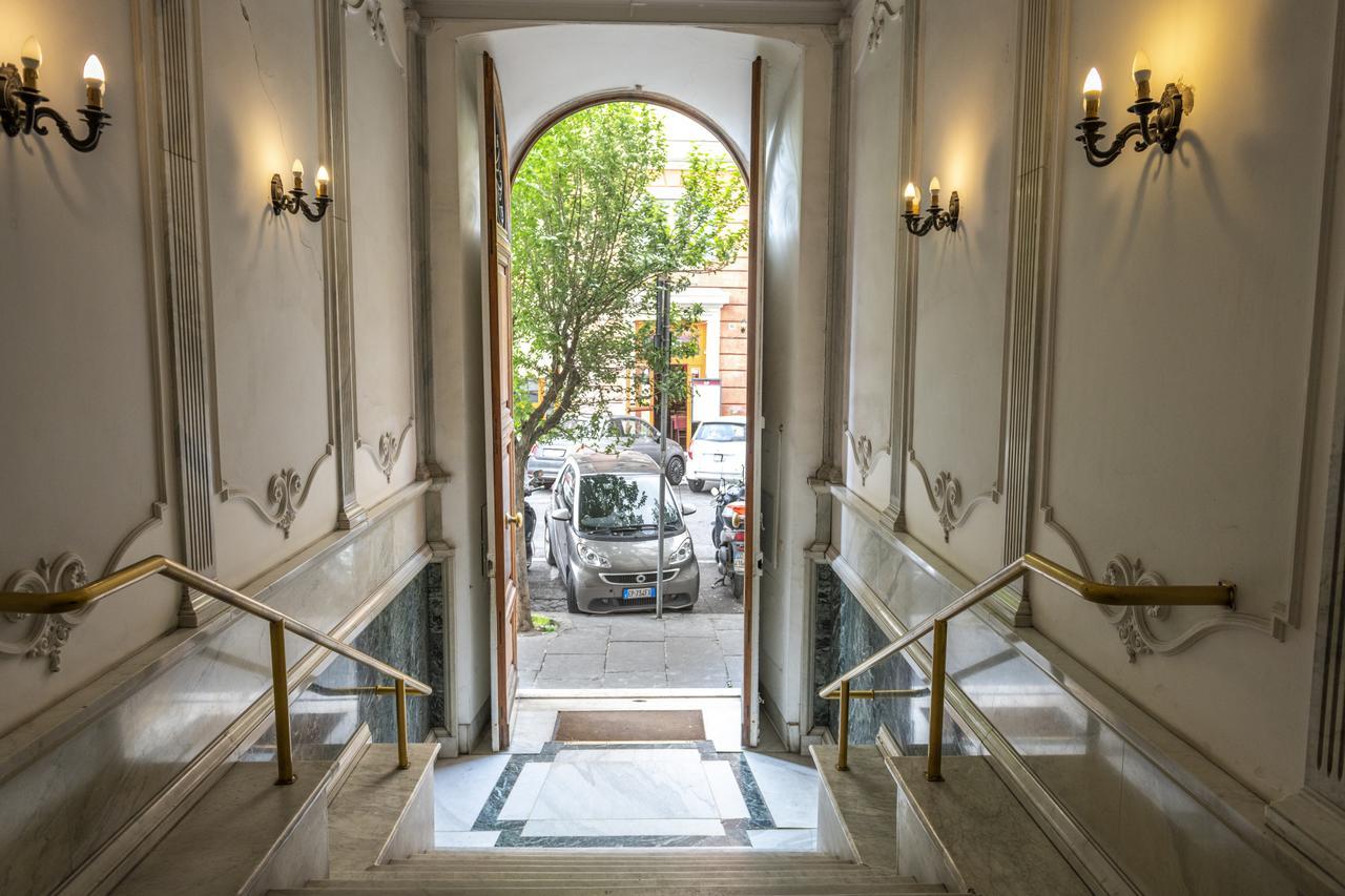 Eccelso Hotel Рим Екстериор снимка
